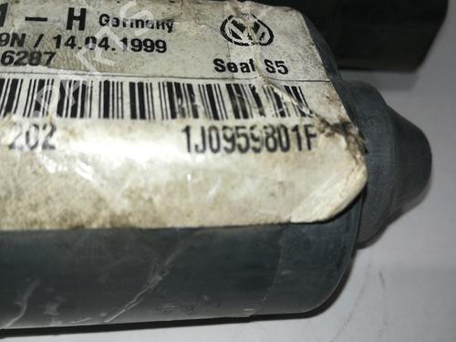 Left front window motor SEAT LEON (1M1)  | BP9350717E21 