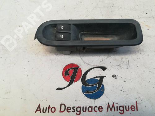 Used Left front window switch Left front window switch RENAULT TWINGO II (CN0_) 1.2 16V (CN0K, CN0V, CN0A) (76 hp) 9357356 9357356