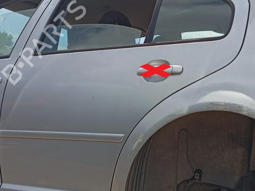 Porta trás esquerda VW BORA I (1J2) 1.9 TDI (110 hp) 19305462