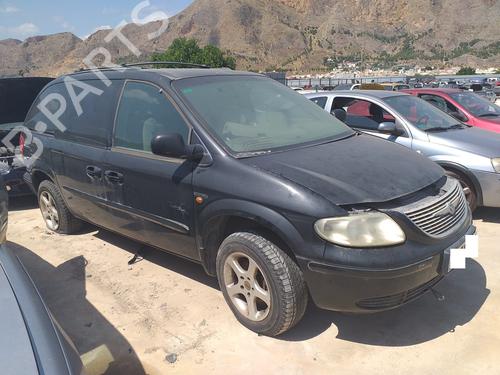 Used Front right exterior door handle CHRYSLER VOYAGER IV (RG, RS) 2.5 CRD (141 hp) 20487824