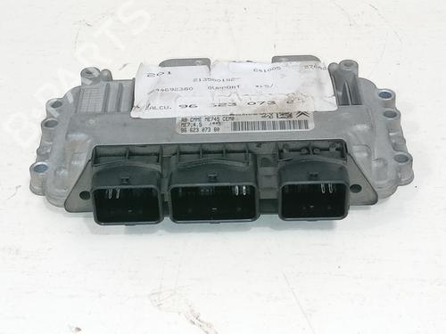 Used Engine control unit (ECU) Engine control unit (ECU) CITROËN C4 I (LC_) [2004-2014] 34395132 34395132