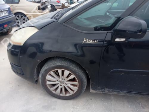 Used Left front fenders CITROËN C4 Picasso I MPV (UD_) [2006-2015]  31138280