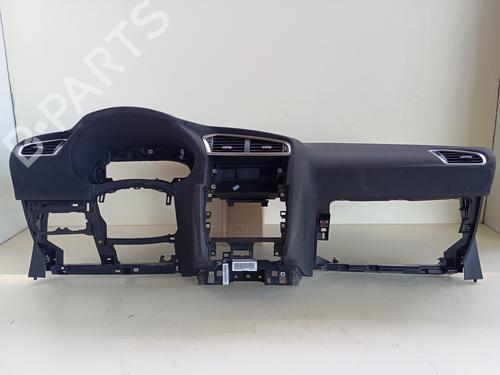 Dashboard CITROËN C4 II (NC_) | BP35806049C46 - Image 3