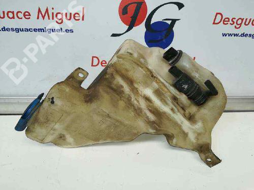 Used Windscreen washer tank Windscreen washer tank VW PASSAT B3/B4 (3A2, 35I) [1988-1997] 10246352 10246352