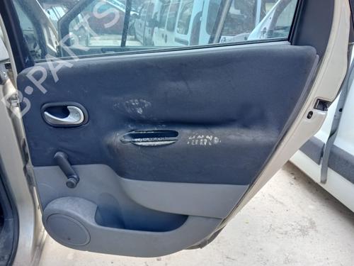 Højre bagtil invendig håndtag RENAULT SCÉNIC II (JM0/1_) [2003-2010]  25848522