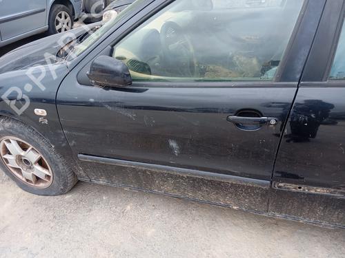 Front left exterior door handle SEAT LEON (1M1)  | BP25903207C128 