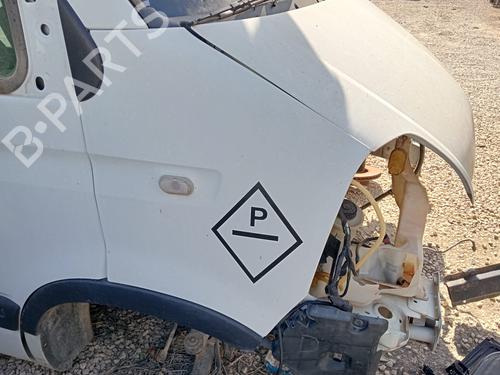 Used Right front fenders RENAULT MASTER II Van (FD) 2.5 dCi (120 hp) 12281931
