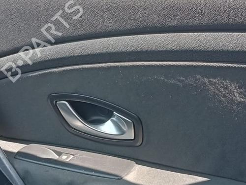 Højre fortil invendig håndtag RENAULT MEGANE III Hatchback (BZ0/1_, B3_) 1.5 dCi (BZ09, BZ0D, BZ1W, BZ29, BZ14) (110 hp) 22222559