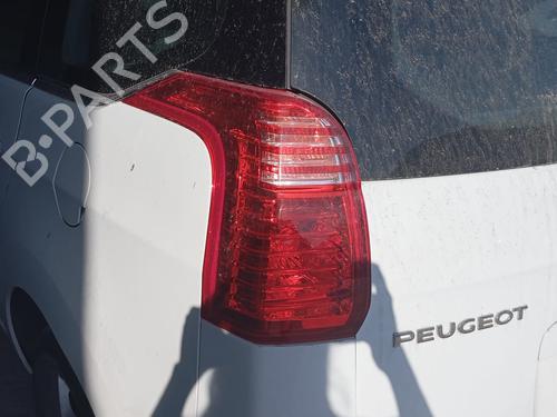 Used Left taillight PEUGEOT 5008 (0U_, 0E_) 1.6 HDi (112 hp) 28702986