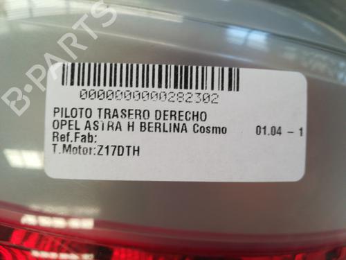 Right taillight OPEL ASTRA H (A04) 1.7 CDTI (L48) | BP9360812C35 