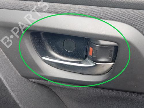 Højre bagtil invendig håndtag TOYOTA AURIS (_E18_) [2012-2019]  28412412
