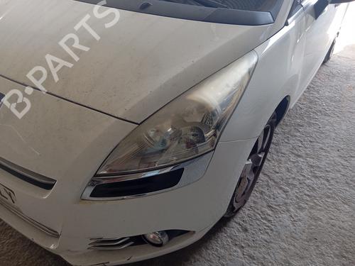 Used Left headlight PEUGEOT 5008 (0U_, 0E_) 1.6 HDi (112 hp) 28702955