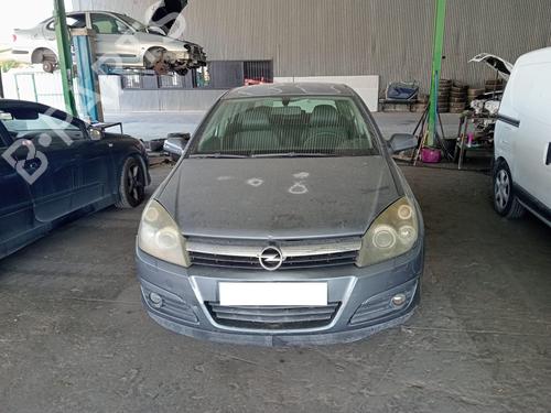 Højre forlygte OPEL ASTRA H (A04) 1.7 CDTI (L48) (100 hp) 25721639