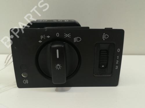 Used Headlight switch MERCEDES-BENZ B-CLASS Sports Tourer (W245) B 180 CDI (245.207) (109 hp) 15412355
