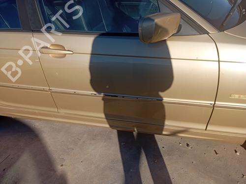 Høyre foran utvendig håndtak BMW 3 (E46) 316 i (105 hp) 25347101