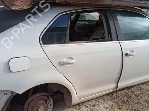 Used Rear right lock VW JETTA III (1K2) 1.9 TDI (105 hp) 16224920