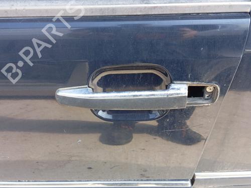 Used Front left exterior door handle MERCEDES-BENZ C-CLASS (W202) C 200 (202.020) (136 hp) 12277460