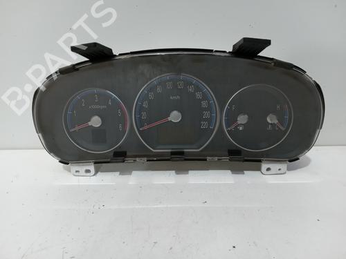 Used Instrument cluster HYUNDAI SANTA FÉ II (CM) [2005-2015]  30636695