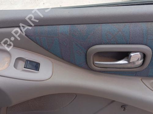Used Right front window switch NISSAN ALMERA TINO (V10) 2.2 dCi (115 hp) 26432488