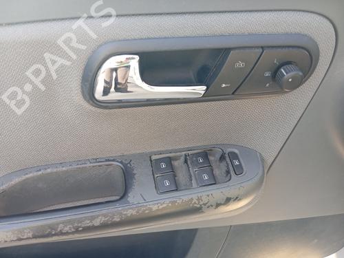 Used Left front window switch SEAT CORDOBA (6L2) 1.4 16V (75 hp) 19513469