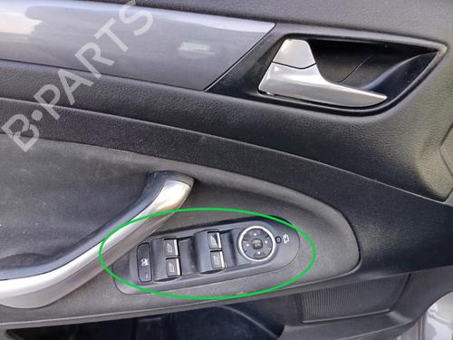Used Left front window switch FORD MONDEO IV (BA7) [2007-2015]  22522612