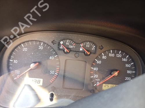 Used Instrument cluster VW GOLF IV (1J1) [1997-2008]  23552445