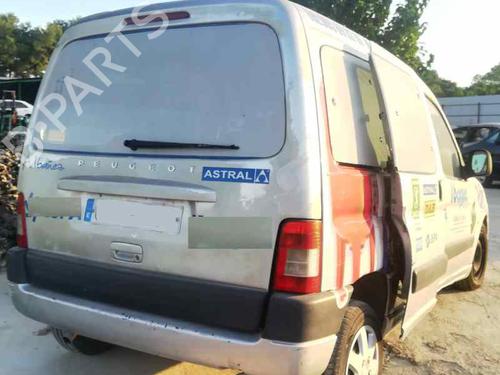 Front bumper PEUGEOT PARTNER MPV (5_, G_) 1.9 D 4x4 | BP9355572C7 