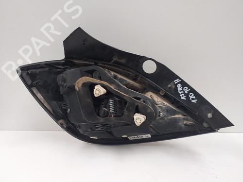 Right taillight OPEL ASTRA H (A04) 1.9 CDTI (L48) | BP9354955C35 