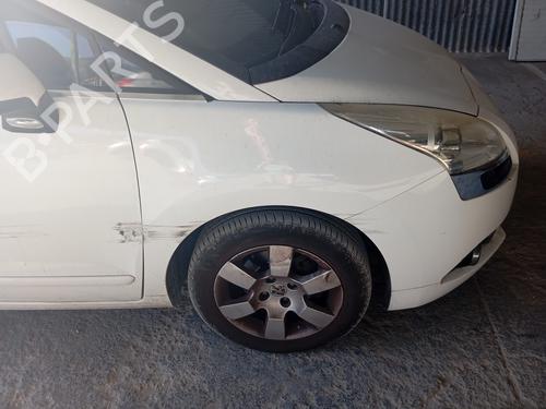 Used Right front fenders PEUGEOT 5008 (0U_, 0E_) 1.6 HDi (112 hp) 28702930