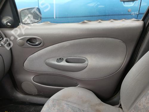 Høyre foran invendig håndtak FORD FIESTA IV (JA_, JB_) 1.3 i (60 hp) 18147447