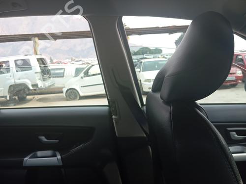 Used Front left seatbelt VOLVO XC90 I (275) D5 AWD (185 hp) 23118819