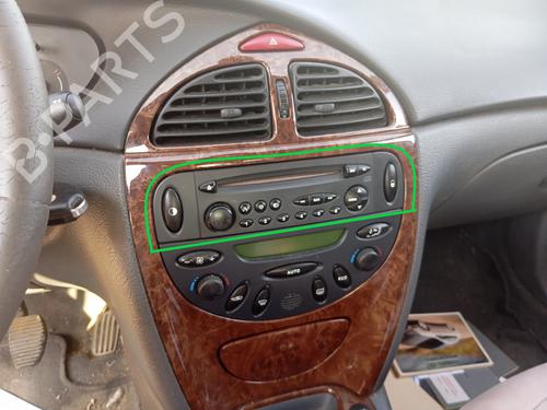 Bilradio CITROËN C5 I (DC_) 2.0 16V (DCRFNC, DCRFNF) (136 hp) 29211695