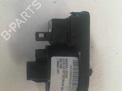 Used Headlight switch AUDI A3 Sportback (8PA) [2004-2015]  9353446