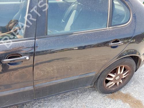 Dør venstre bak SEAT LEON (1M1) 1.6 16 V (105 hp) 20169661