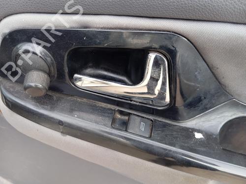Używane Klamka wewnętrzna drzwi przednich prawych SEAT CORDOBA (6K1, 6K2) 1.4 i (60 hp) 20296953