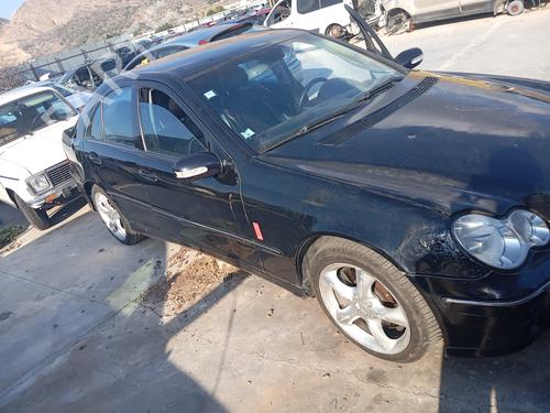Used Front right window mechanism MERCEDES-BENZ C-CLASS (W203) [2000-2007]  23498054