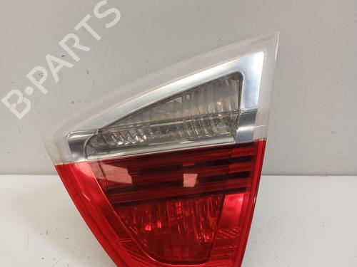 Używane Lampa tylna klapy bagażnika prawa BMW 3 (E90) 320 d (163 hp) 28484450