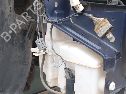 Used Windscreen washer tank MAZDA 323 F VI Hatchback (BJ) 1.6 (BJ10M) (98 hp) 25051026