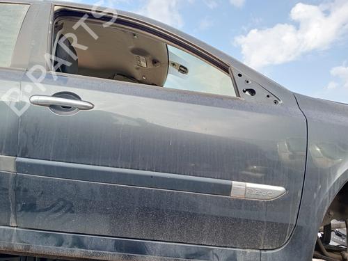 Used Right front door RENAULT LAGUNA II (BG0/1_) [2001-2007]  17971366