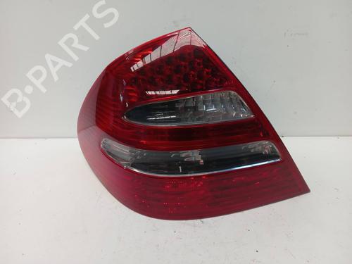 Venstre Baklys MERCEDES-BENZ E-CLASS (W211) E 270 CDI (211.016) (177 hp) 26331613