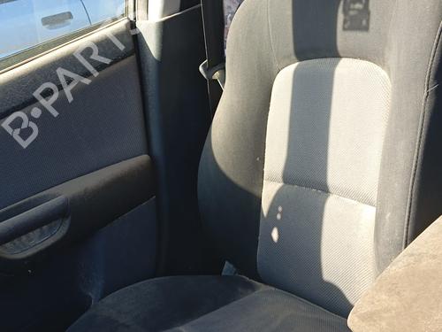 Sæde højre fortil MAZDA 3 Saloon (BK) 2.0 MZR-CD (BK12) (143 hp) 12273955