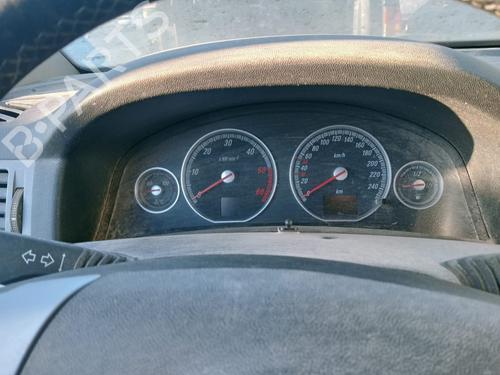 Used Instrument cluster OPEL VECTRA C (Z02) 1.9 CDTI (F69) (120 hp) 25154650