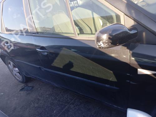 Used Right front door RENAULT GRAND SCÉNIC II (JM0/1_) 1.6 (113 hp) 25862881