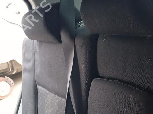 Sikkerhedssele bag midten NISSAN ALMERA II (N16) 1.5 (90 hp) 26432354