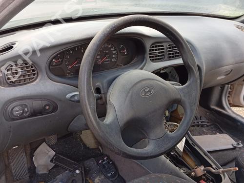 Instrumentbræt HYUNDAI LANTRA II (J-2) 1.6 16V (114 hp) 12286852
