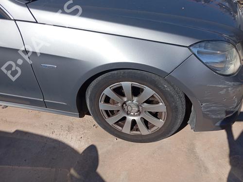 Used Right front fenders Right front fenders MERCEDES-BENZ E-CLASS T-Model (S212) E 350 CDI (212.225) (231 hp) 36387097 36387097