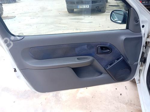 Venstre frontpanel RENAULT CLIO II (BB_, CB_) 1.2 (BB0A, BB0F, BB10, BB1K, BB28, BB2D, BB2H, CB0A,... (58 hp) 21286704