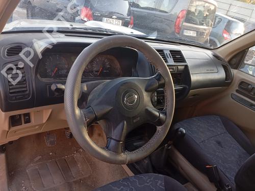 Højre foran skjermliste NISSAN TERRANO II (R20) | BP30568197C135