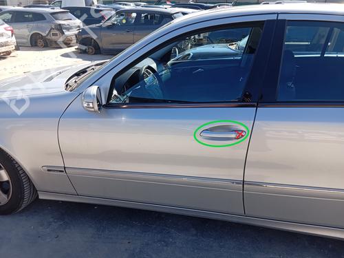 Used Front left exterior door handle MERCEDES-BENZ E-CLASS (W211) E 270 CDI (211.016) (177 hp) 26331601