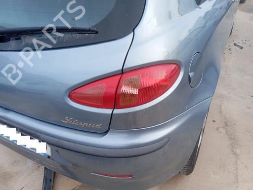 Used Right tailgate light ALFA ROMEO 147 (937_) 2.0 16V T.SPARK (937.AXA1, 937.AXC1, 937.BXC1) (150 hp) 23038650